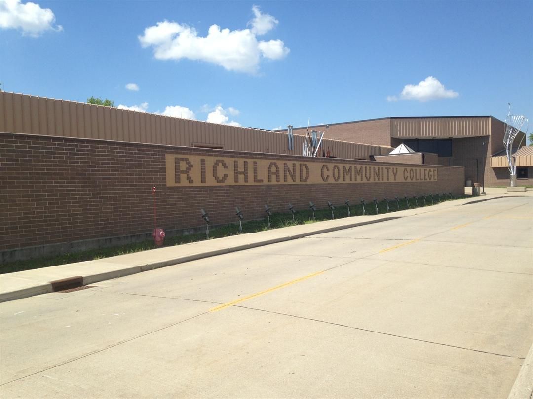 COVID-19 vaccine clinics coming to Richland Community College